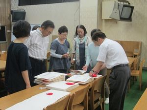 「さわる絵本の会　ふわふわ」での対談