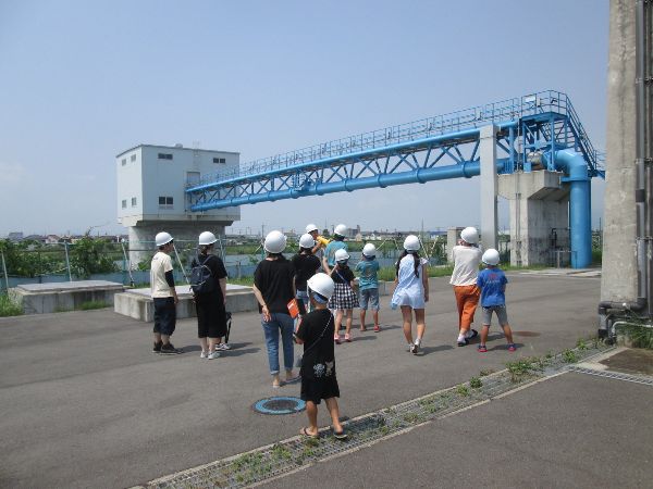 浄水場親子見学会