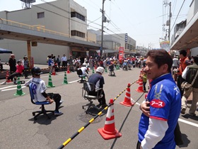 100円商店街・いす－１GP