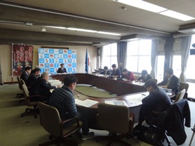 記者会見